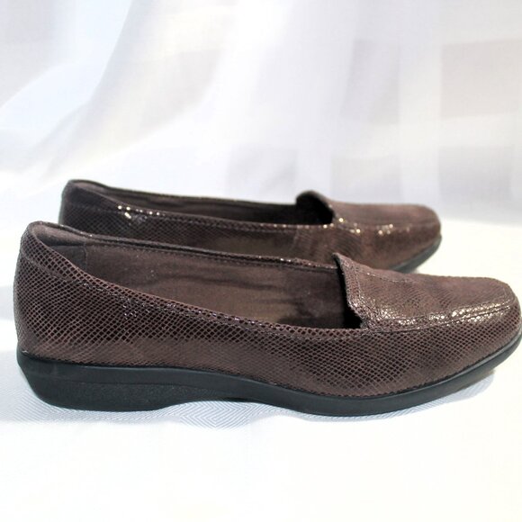 Clarks Shoes - Clarks Haydn Gloss Soft Cushion Loafers, 7M